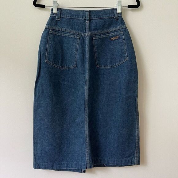 DeeCee Women's High Waisted Middle Slit Blue Denim Midi Skirt Size 7/8 - Picture 2 of 8